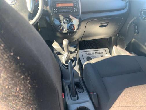 2015 Nissan Versa 1.6 S