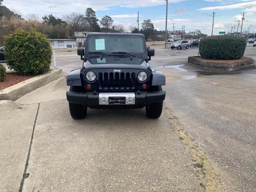 2013 Jeep Wrangler Sahara
