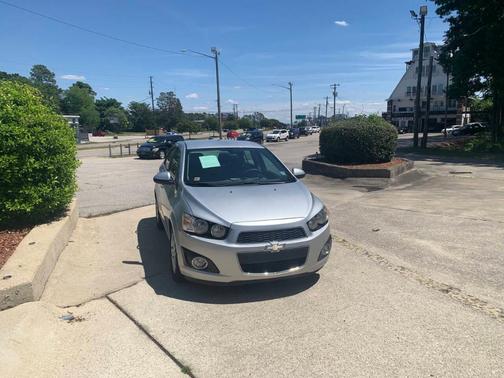 Silver 2015 Chevrolet Sonic LT