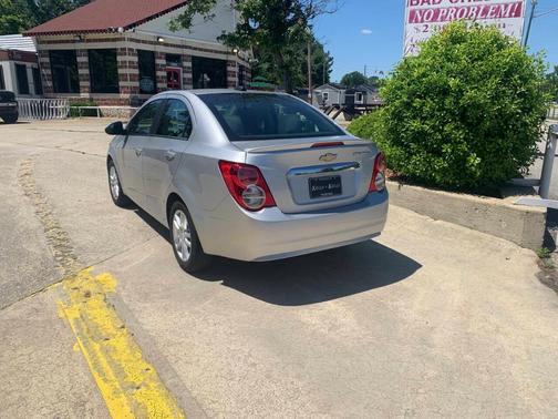 Silver 2015 Chevrolet Sonic LT