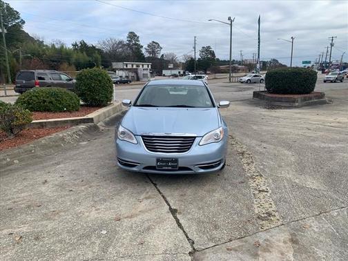 2013 Chrysler 200 Limited