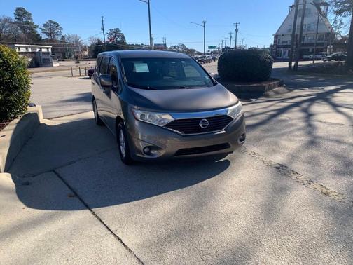2015 Nissan Quest SV