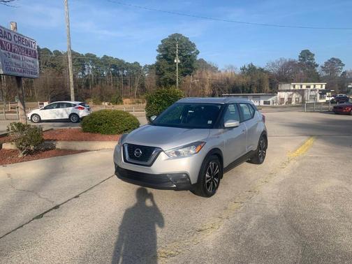 2019 Nissan Kicks SV