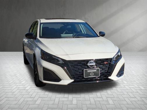 2025 Nissan Altima SR FWD