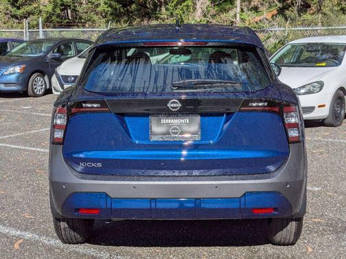 Deep Blue Pearl 2026 Nissan Kicks S