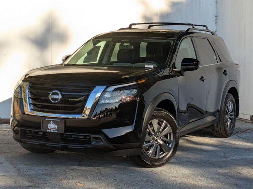 2025 Nissan Pathfinder SV FWD