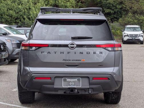 2025 Nissan Pathfinder Rock Creek 4WD
