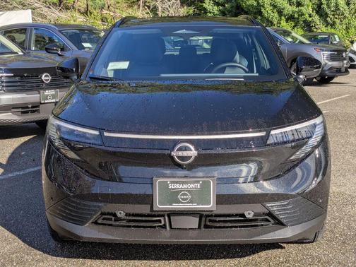 2026 Nissan Leaf PLATINUM+