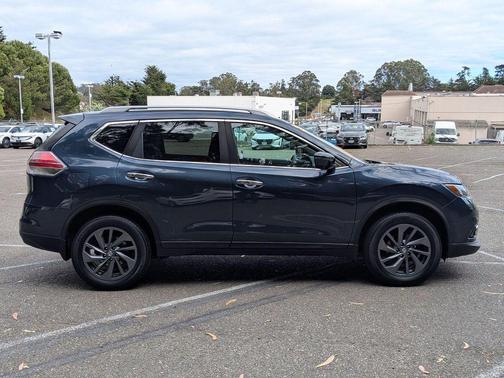 Arctic Blue Metallic 2016 Nissan Rogue SL
