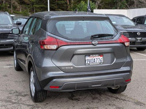 2025 Nissan Kicks S