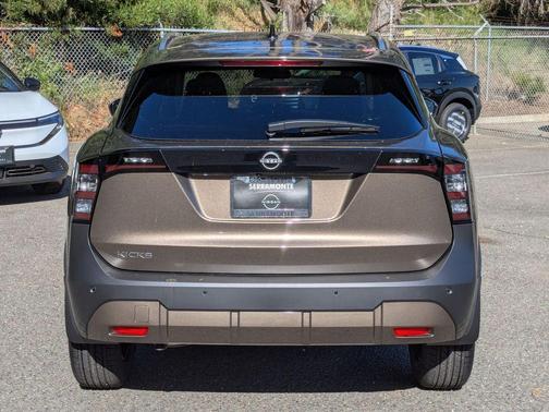 Canyon Bronze Metallic 2026 Nissan Kicks SV