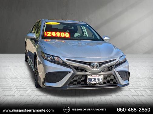 2021 Toyota Camry SE
