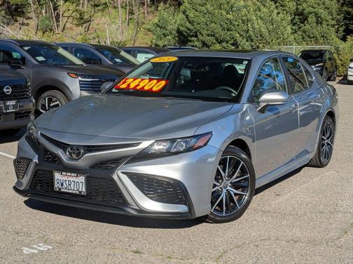 2021 Toyota Camry SE