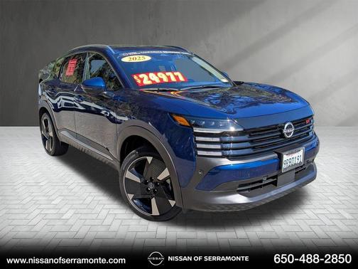 2025 Nissan Kicks SR