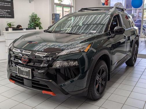 Obsidian Green 2026 Nissan Rogue Rock Creek