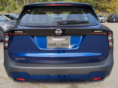 2026 Nissan Kicks S