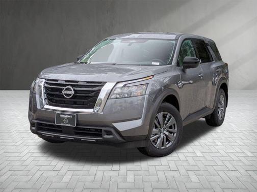 2025 Nissan Pathfinder S FWD