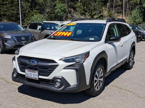 Crystal White Pearl 2024 Subaru Outback Premium