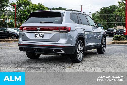 2024 Volkswagen Atlas 2.0T SE w/Technology