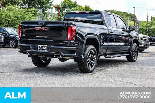 2023 GMC Sierra 1500 AT4