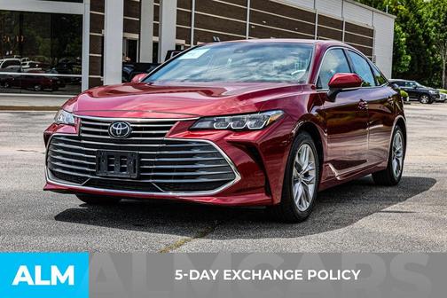 2022 Toyota Avalon XLE
