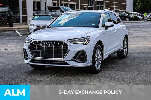 2024 Audi Q3 45 S line Premium