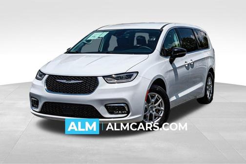 2024 Chrysler Pacifica Touring-L
