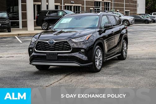 2021 Toyota Highlander Hybrid Platinum