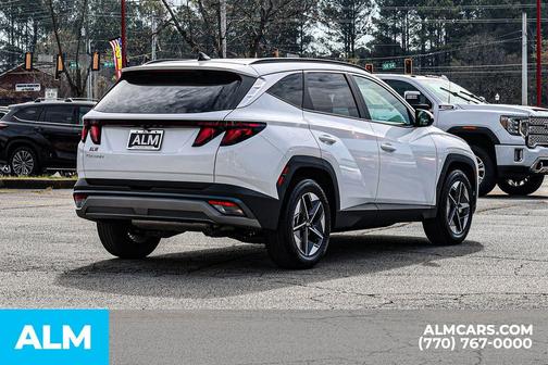 2025 Hyundai TUCSON SEL