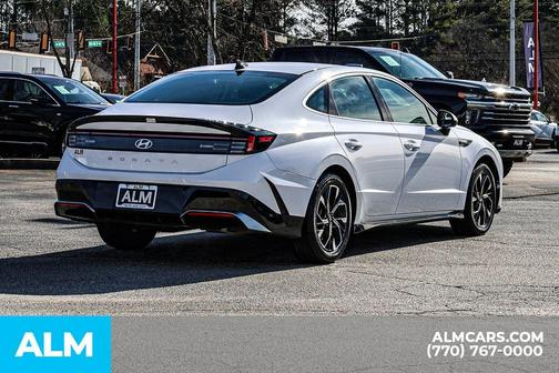 2025 Hyundai SONATA SEL