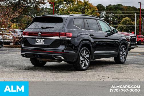 2025 Volkswagen Atlas 2.0T SE w/Technology