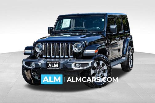 Black Clearcoat 2023 Jeep Wrangler Sahara
