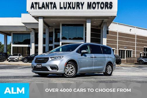 Silver Mist Clearcoat 2023 Chrysler Pacifica Touring-L