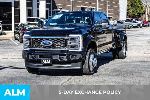 2025 Ford F-450 Platinum