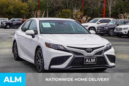 2023 Toyota Camry SE