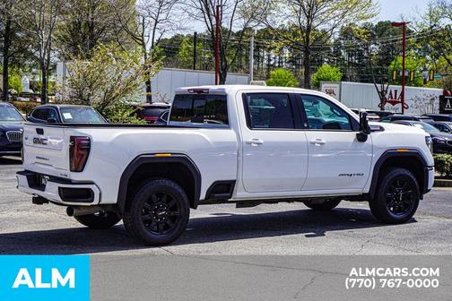 2024 GMC Sierra 2500 AT4