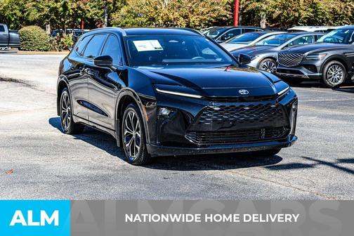 2025 Toyota Crown Signia XLE