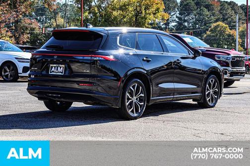 2025 Toyota Crown Signia XLE