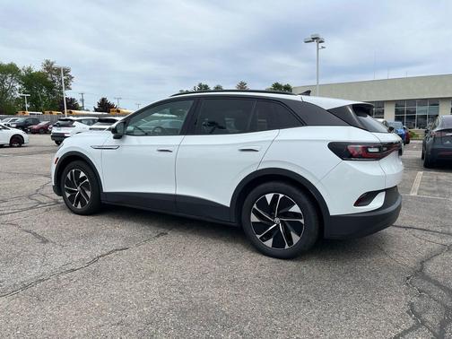 White 2021 Volkswagen ID.4 Pro S