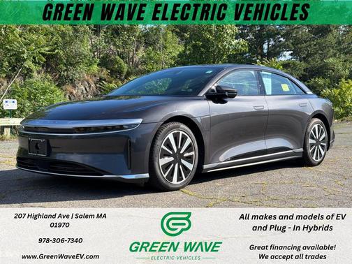 Quantum Gray Metallic 2023 Lucid Air Pure