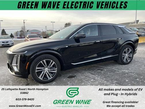 Stellar Black Metallic 2024 Cadillac LYRIQ Luxury