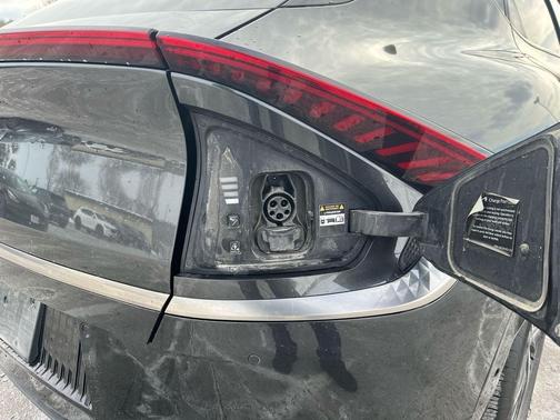 2023 Kia EV6 Wind