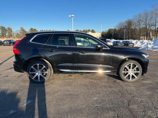 2018 Volvo XC60 Recharge Plug-In Hybrid T8 Inscription