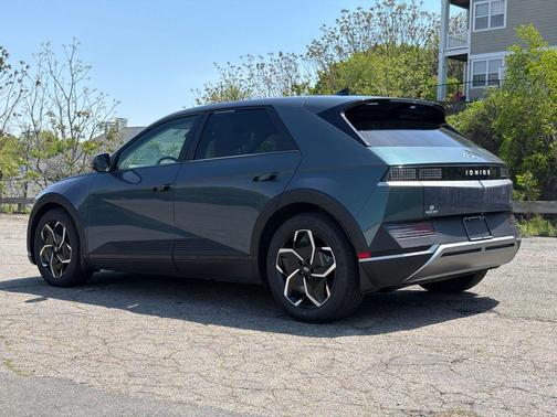 Digital Teal 2023 Hyundai IONIQ 5 SEL