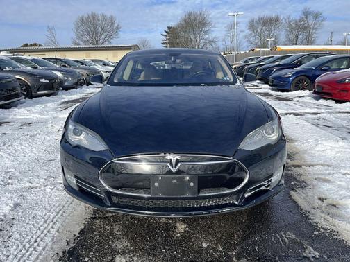 2013 Tesla Model S 90
