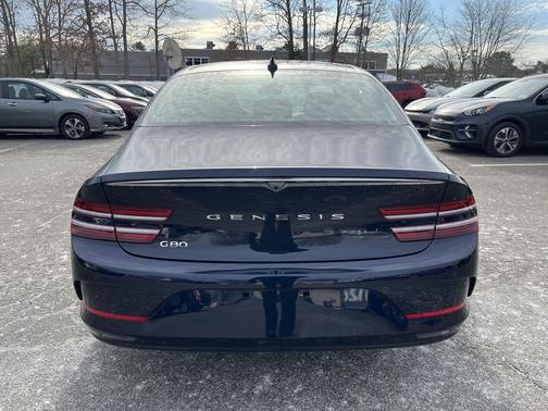 2024 Genesis Electrified G80 Advanced