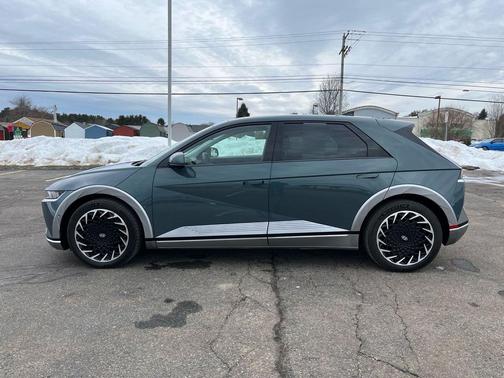 2024 Hyundai IONIQ 5 Limited