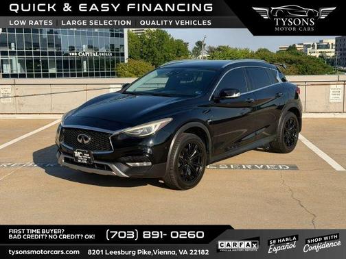 Black 2017 INFINITI QX30 Premium