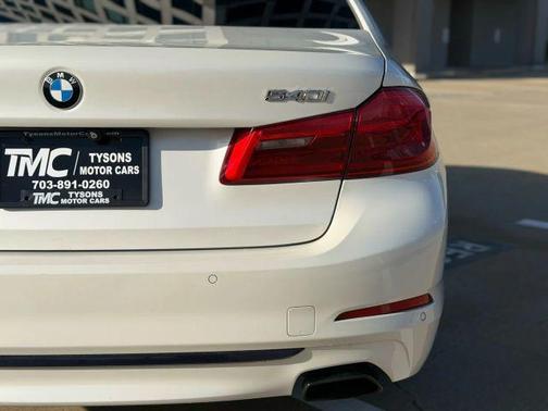 White 2017 BMW 540 i xDrive