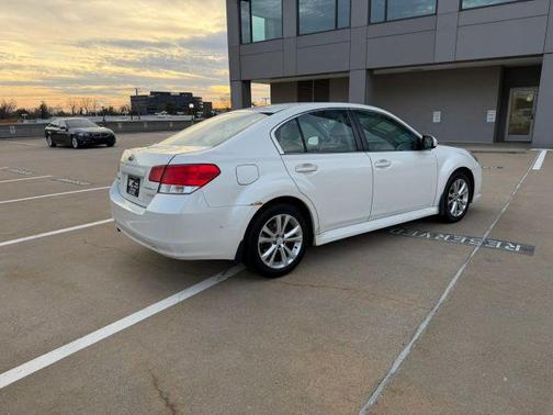 2013 Subaru Legacy 2.5i Premium